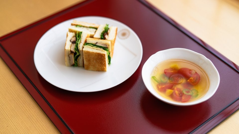 Dining 4